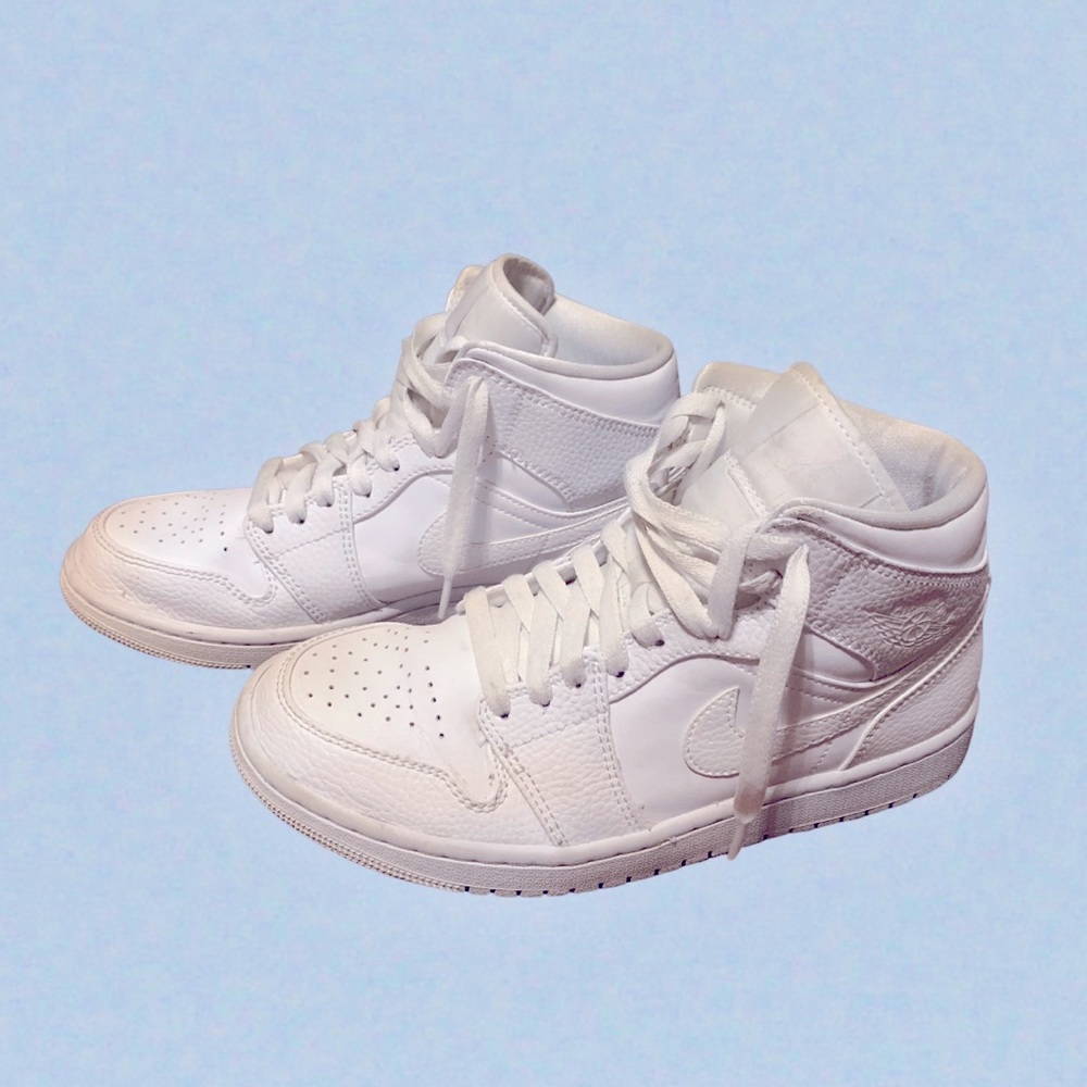 Air Jordan mid